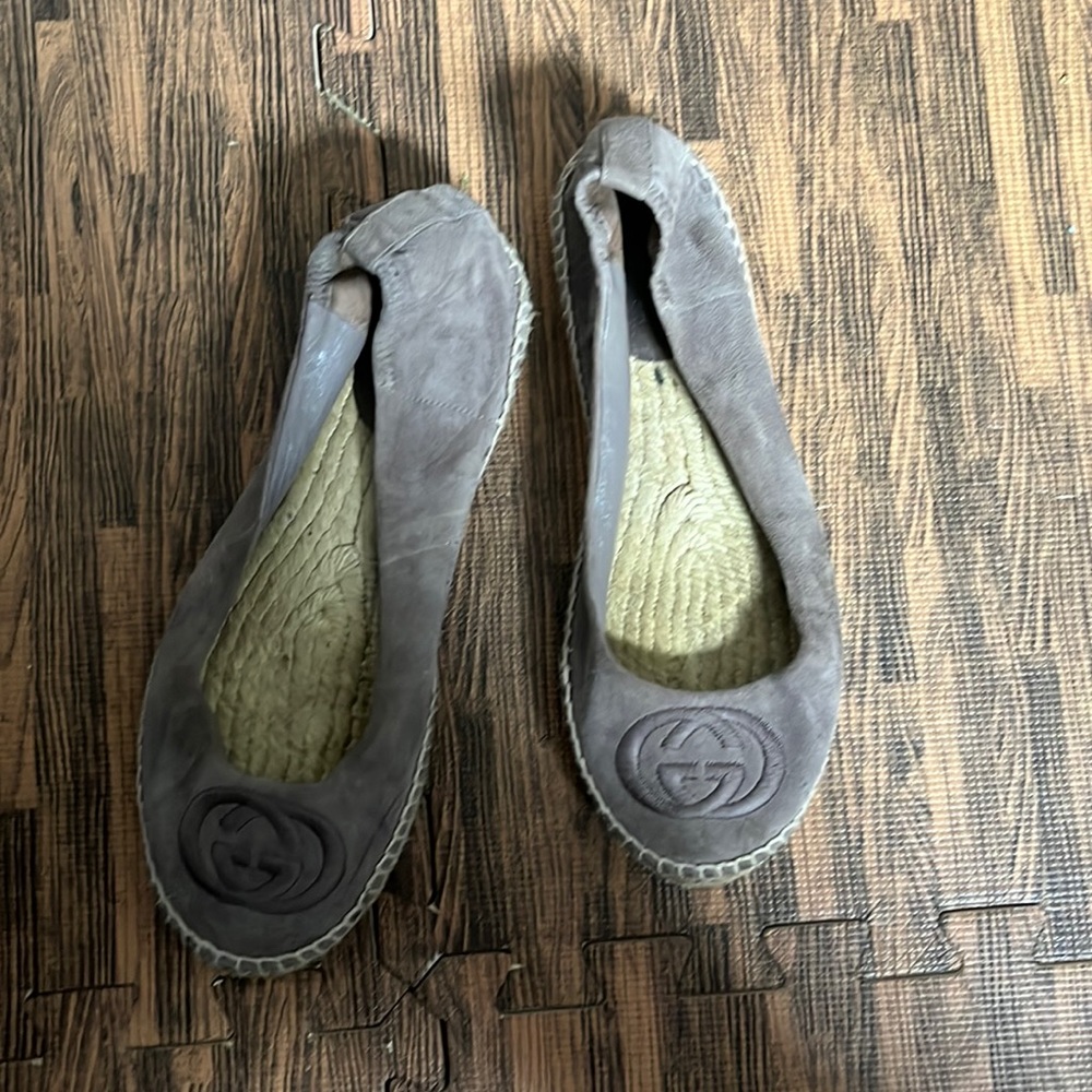 Gucci flats